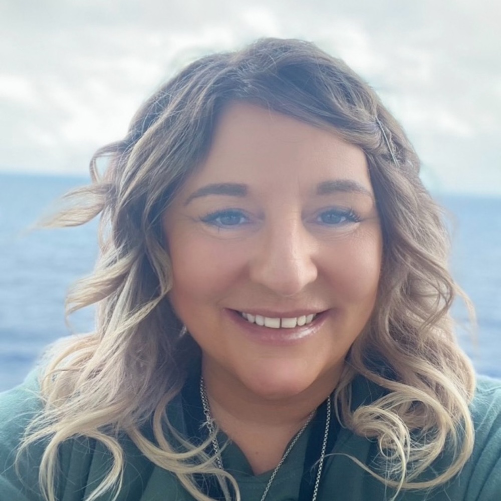 Meet your Posher, Stacy